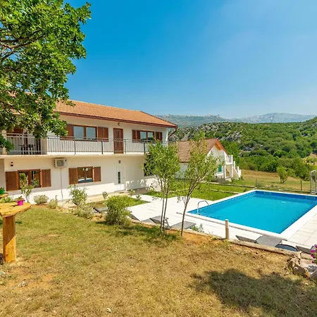 Beautiful In With Wifi Holiday home *