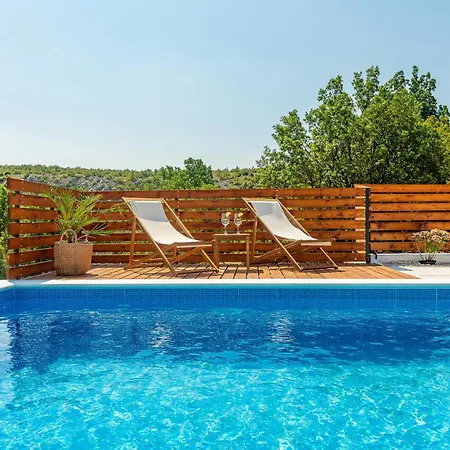 Vakantiehuis Amazing In *